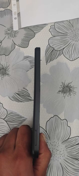 Хонор  х6б 2сим карти 4+4рам