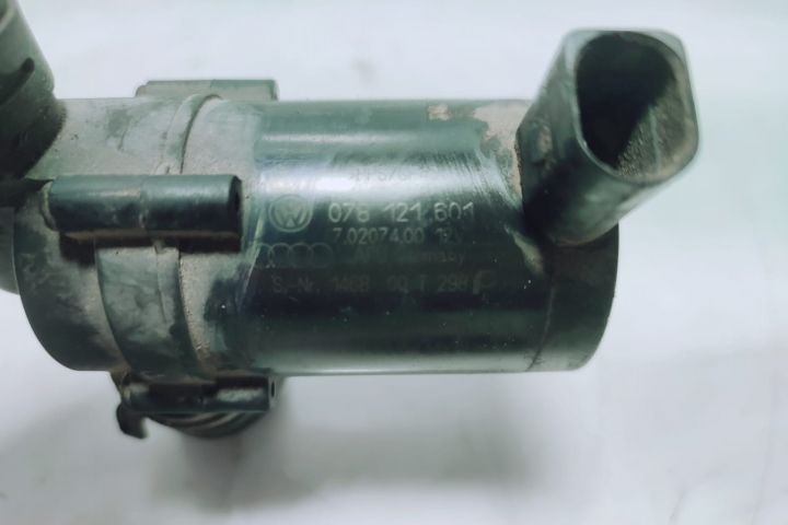 Pompa recirculare apa auxiliara 1.9 tdi atj ajm 078121601 Volkswagen VW Polo 4 seria