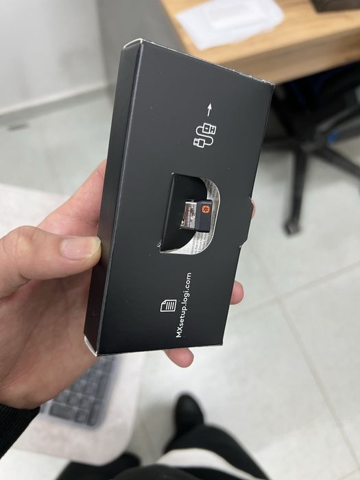 Logitech беспроводной клавиатура