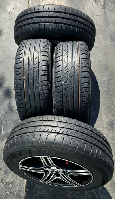 Продам комплект дисков с резиной r15