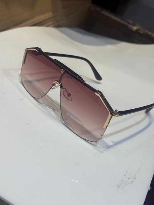 Ochelari de soare Gucci