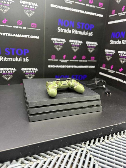 PlayStation 4/PS4 Pro 1Tb