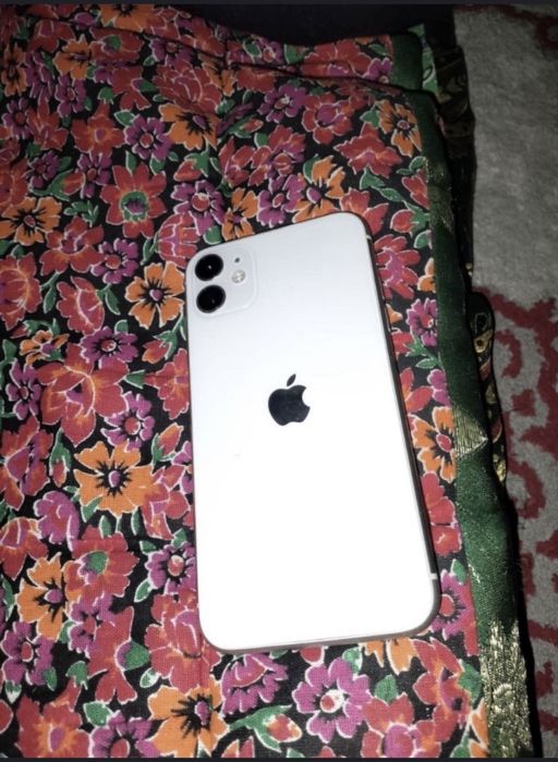 Аифон 11 128 ғ емк 77%