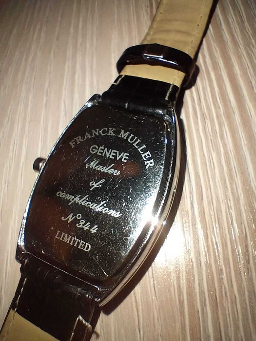 Часы наручные женские