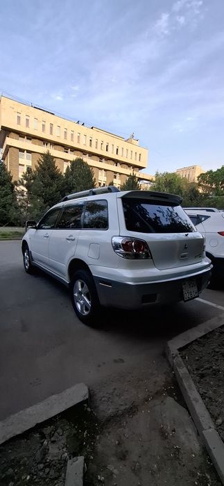 Mitsubishi outlander