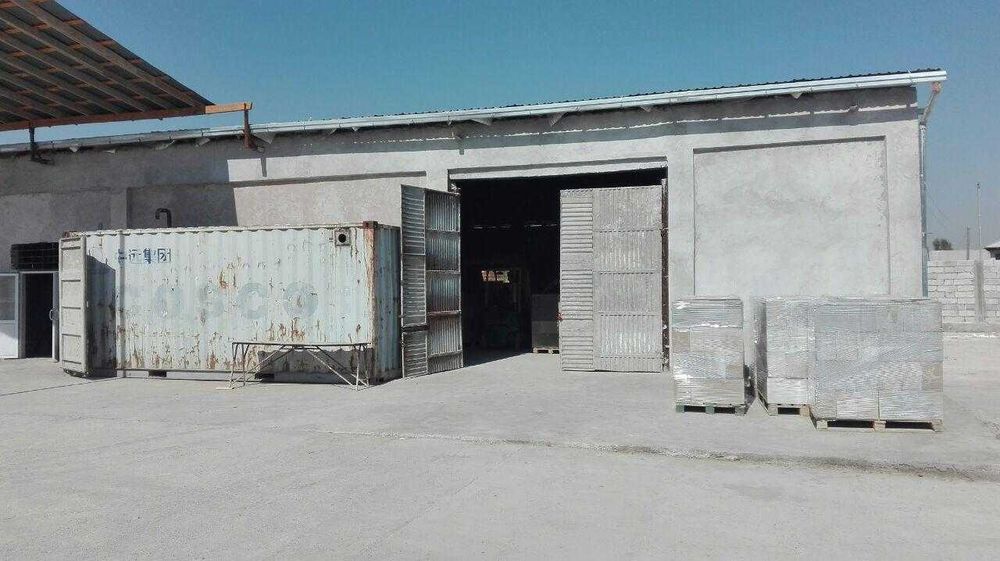 Продается производственное помещение 1600 кв.м и территория