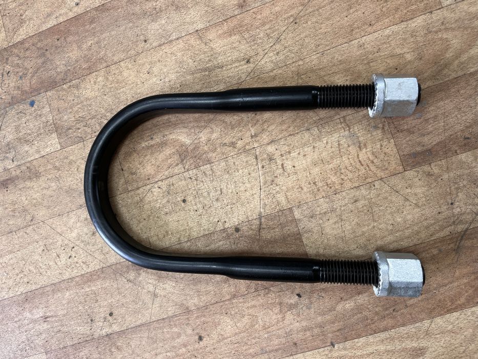 Стремянки для рессор на прицепы.