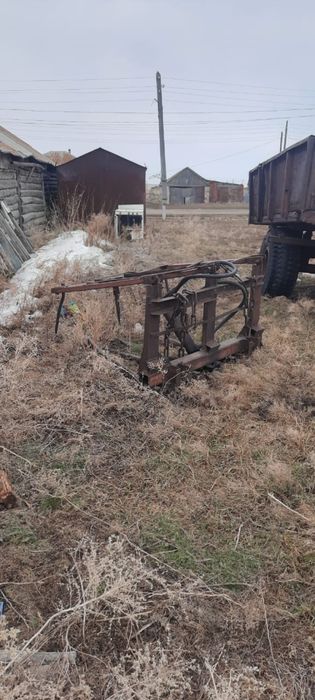 Продам трактор в комплекте