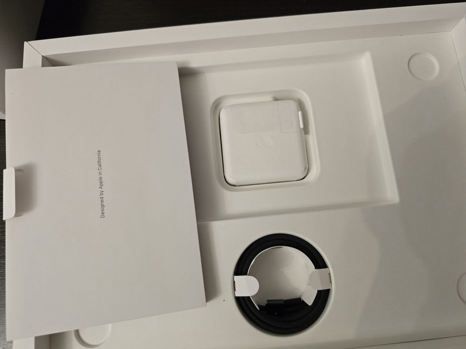 MacBook Pro 14 M4PRO 24/1TB новый