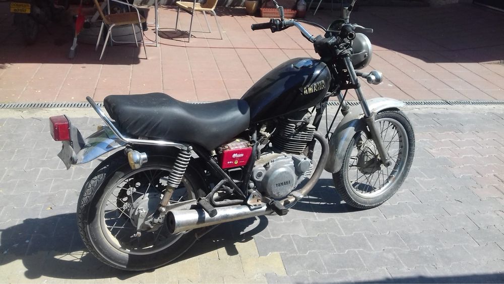 Yamaha SR125 – motocicletă clasică, economică