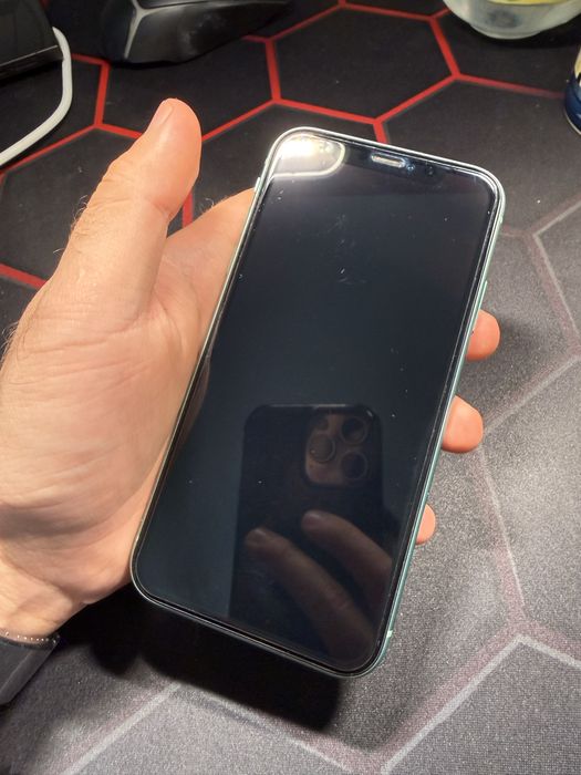 Продам iphone 11 128gb