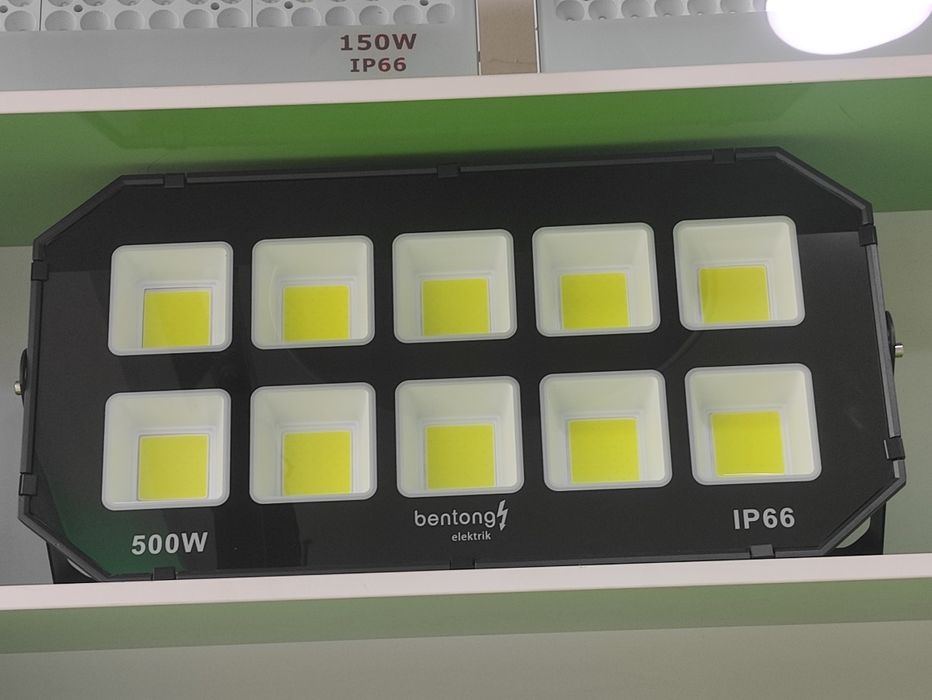 Лед Прожектор 8077  50 ватт до 600 ватт