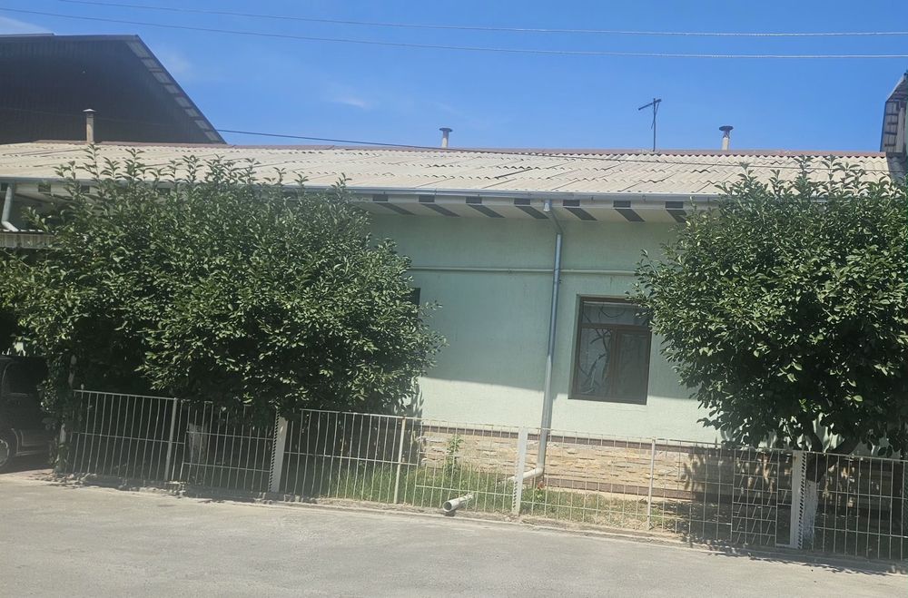 Продаётся дом Кибрай  Аргин махалля ген.Шералиев 3.67 сотих