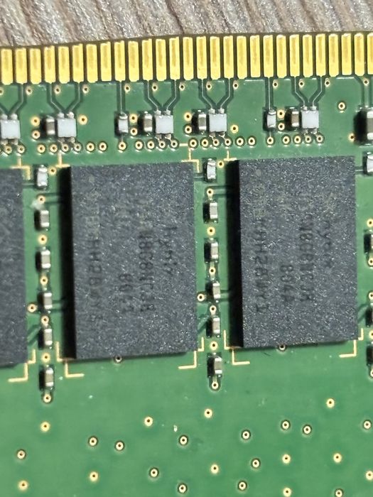 8GB DDR4, SKHynix
