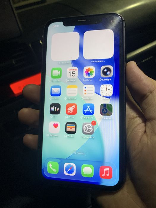 продаю apple Iphone 11