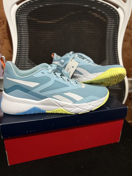 Продам кроссовки Reebok