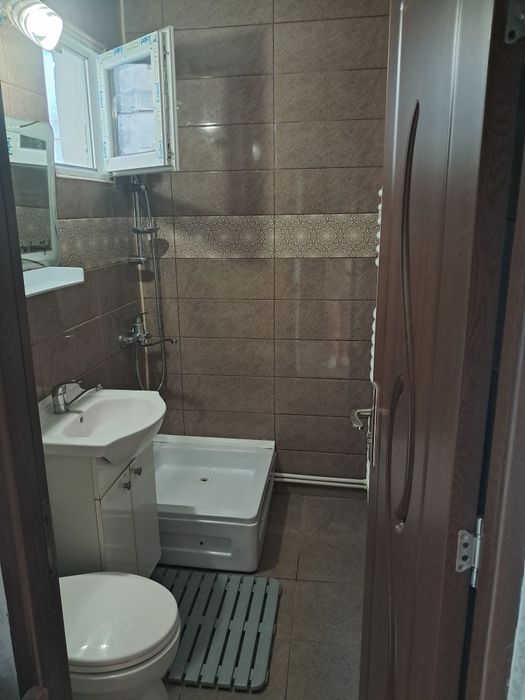 Proprietar închiriez apartament Galați  2 camere