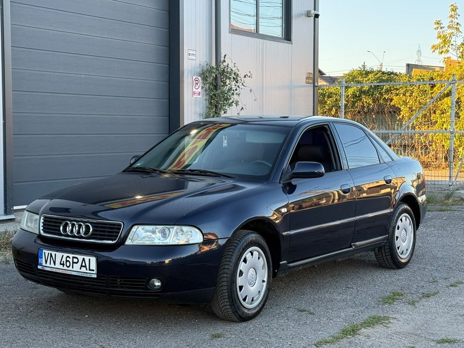 AUDI A4 0 — imagine 2