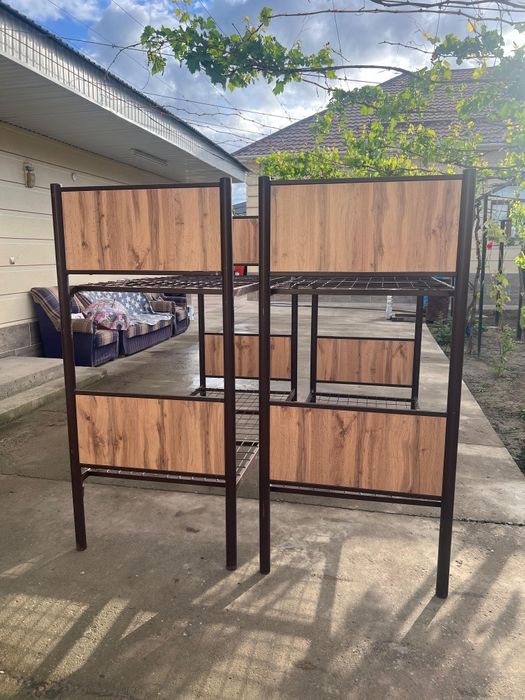 Кровать двухъярусная