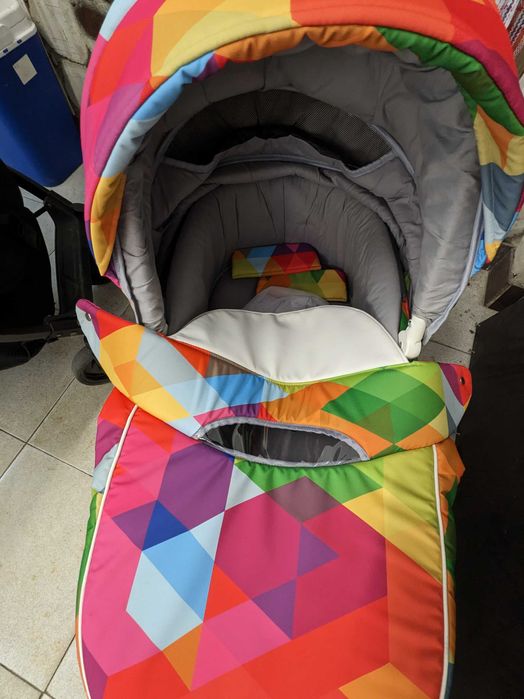 Продавам бебешка количка