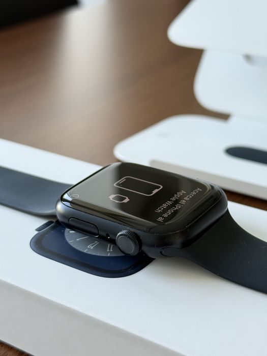 NOU Apple Watch Series 8 45 mm Midnight Aluminium