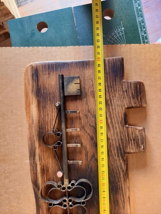 Закачалка за ключове, ръчно изработена