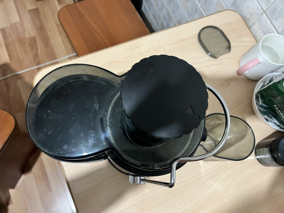 Продам соковыжималку