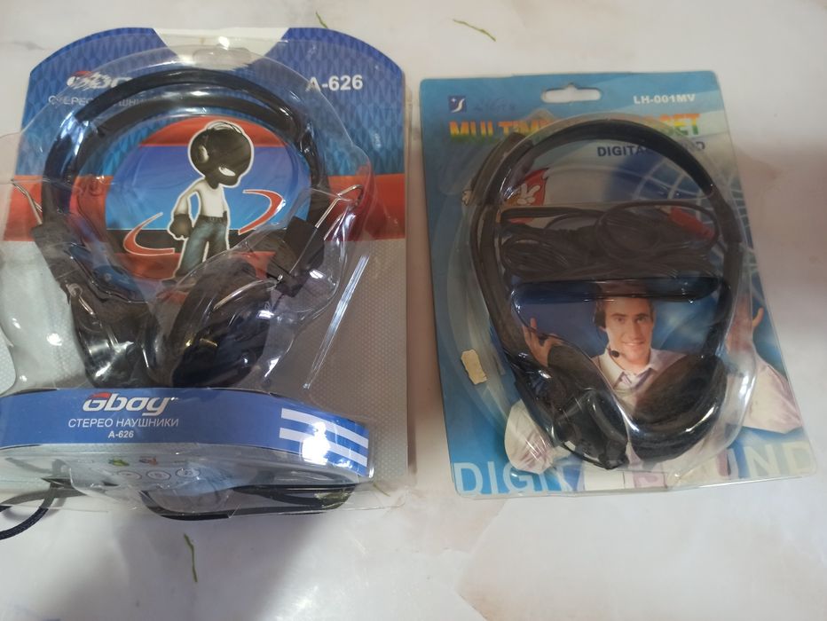 Жаңа наушниктер бар