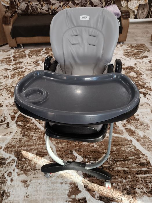 Продам стульчик для кормления