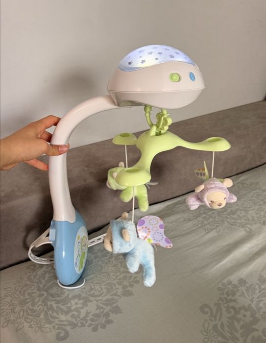 Въртележка на Fisher Price с прожекция