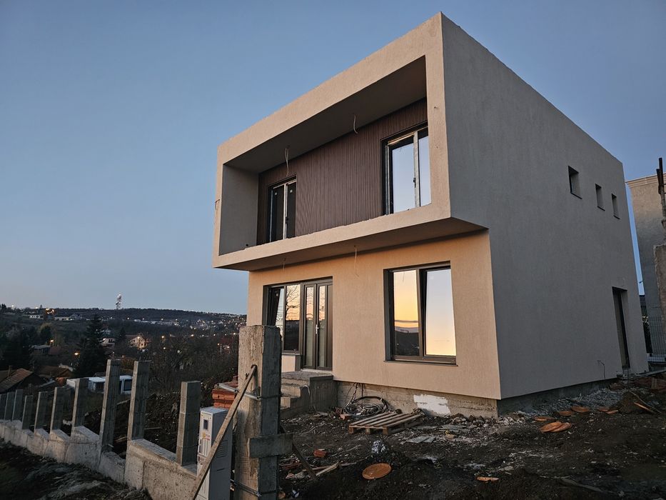 Casă nouă de vânzare, zona Dealuri Oradea