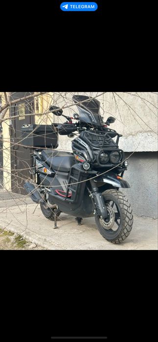 Скутор танк х7  3000 км