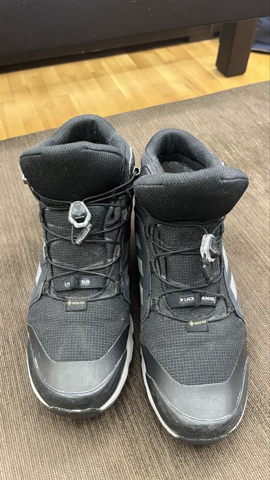 Зимни обувки за момче Adidas Terrex