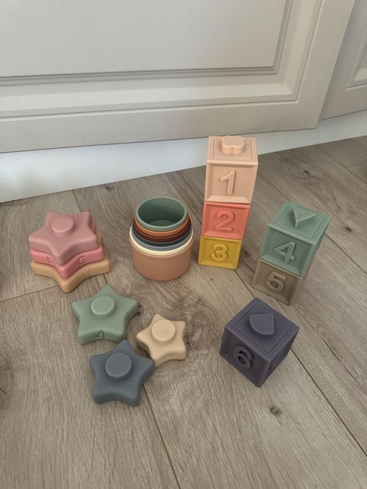 Детские игрушки, цена за все