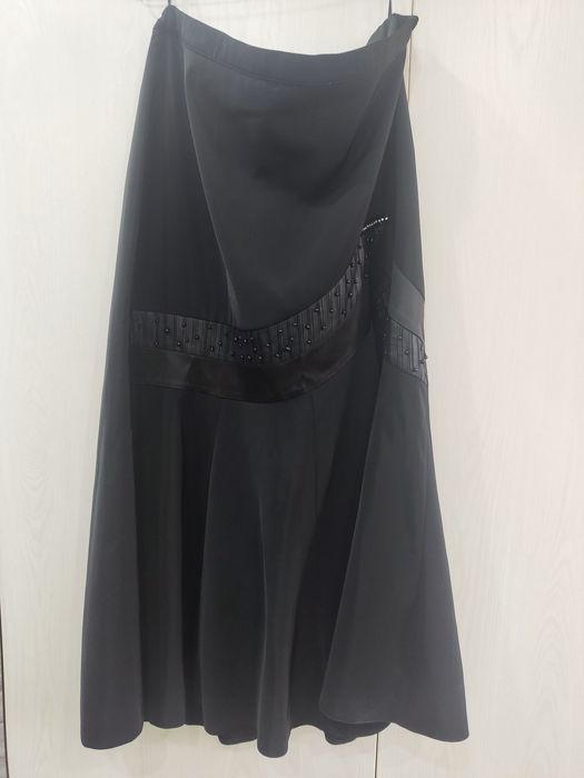 Продаю юбки и маечки