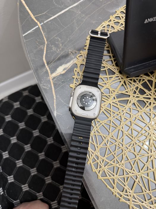 Продам часы в идеальном состояний