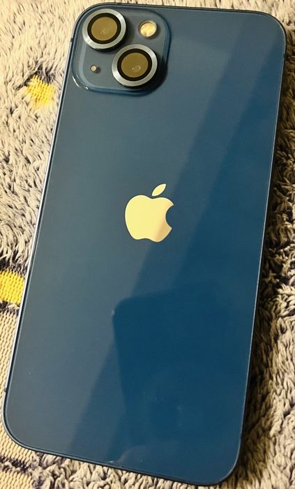 Айфон 13 в идеальном состояние