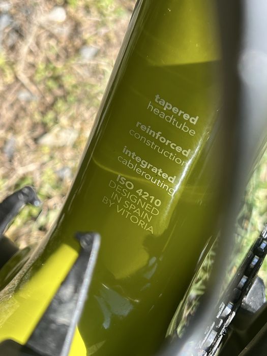 Cursiera/gravel/cyclocross VITORIA ( CARBON )