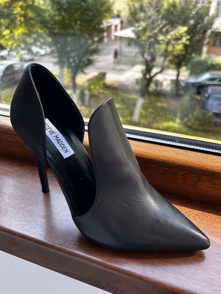 Steve madden hot sale dance pump