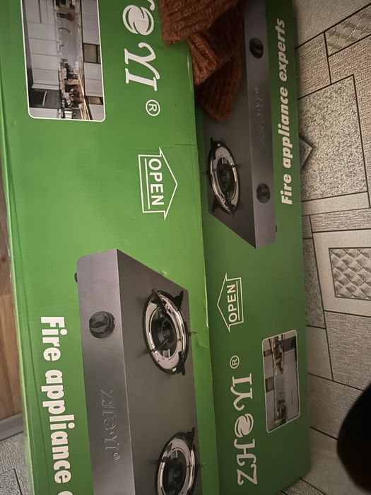 Пррдам газовую плитку