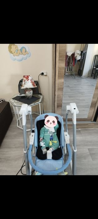 Продаются детский стульчик с 0 до 3