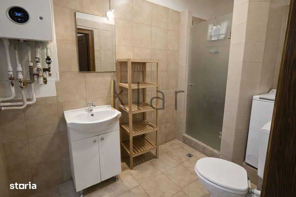 Apartament spatios cu 4 camere in inima orasului