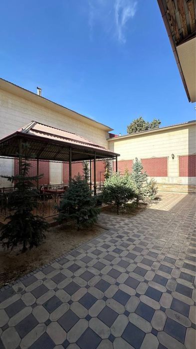 Урикзор (Учтепа тумани)  4 сотих 8 хона Евроремонт