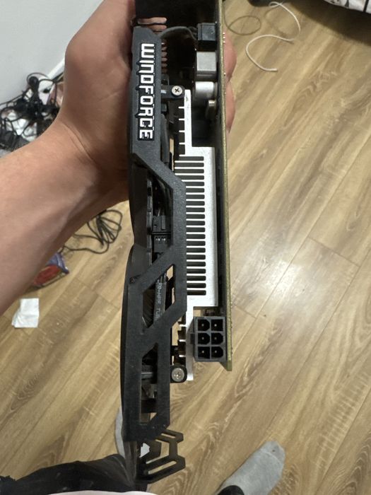 Vand placa video Gigabyte GTX 750 Ti 2GB