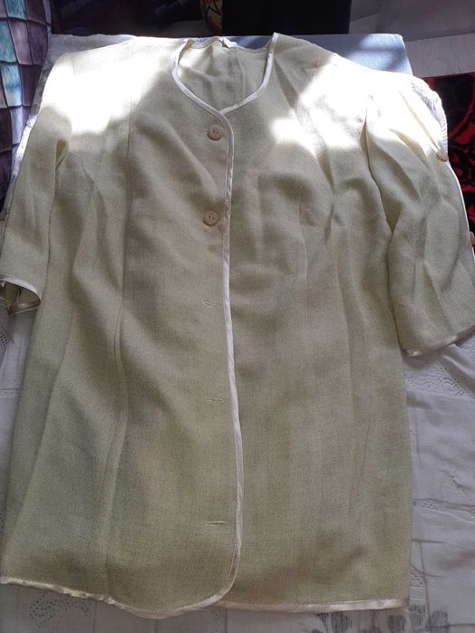 Костюм с юбкой.46р