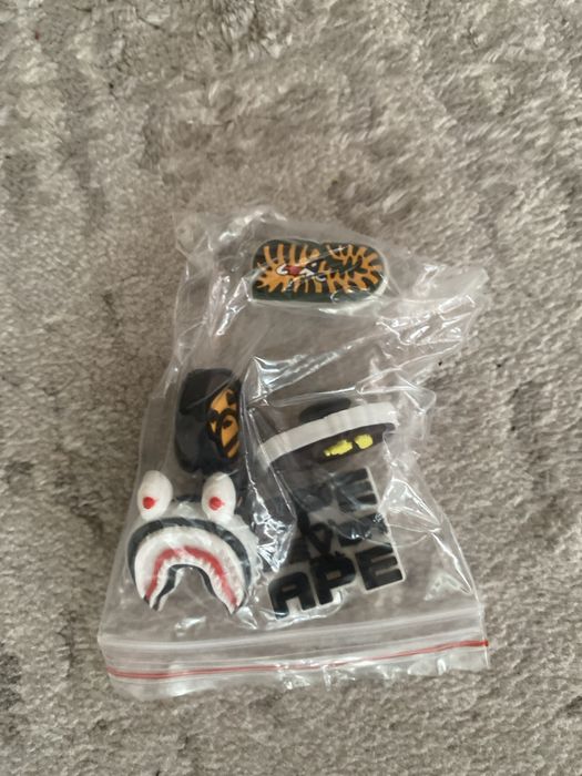 crocs Bape white