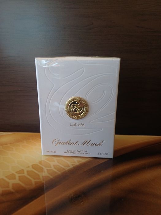 Lattafa Opulent Musk