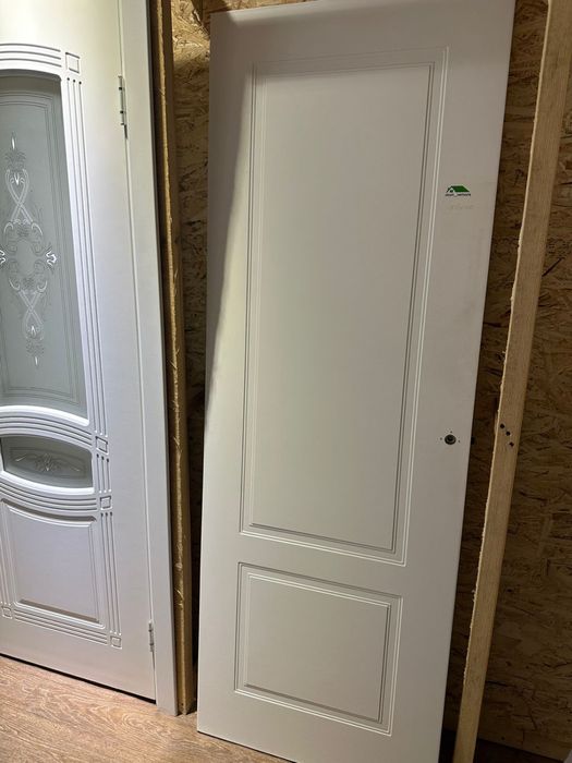 Дверь новая 15000 тг 70*200