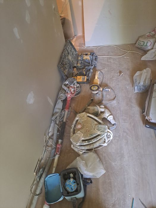 Ремонт квартиры Левкас покраска