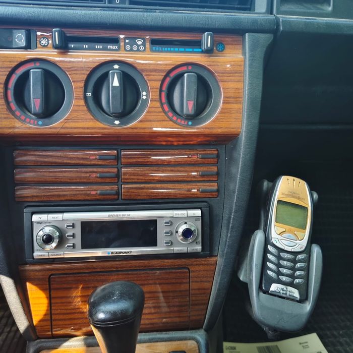 Продам автомагнитолу Blaupunkt Bremen MP76